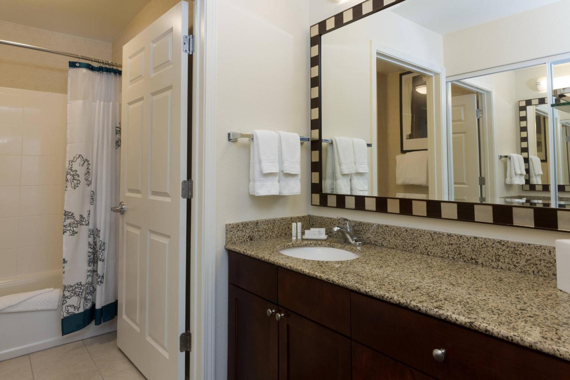 Residence Inn By Marriott Baton Rouge Near Lsu Экстерьер фото